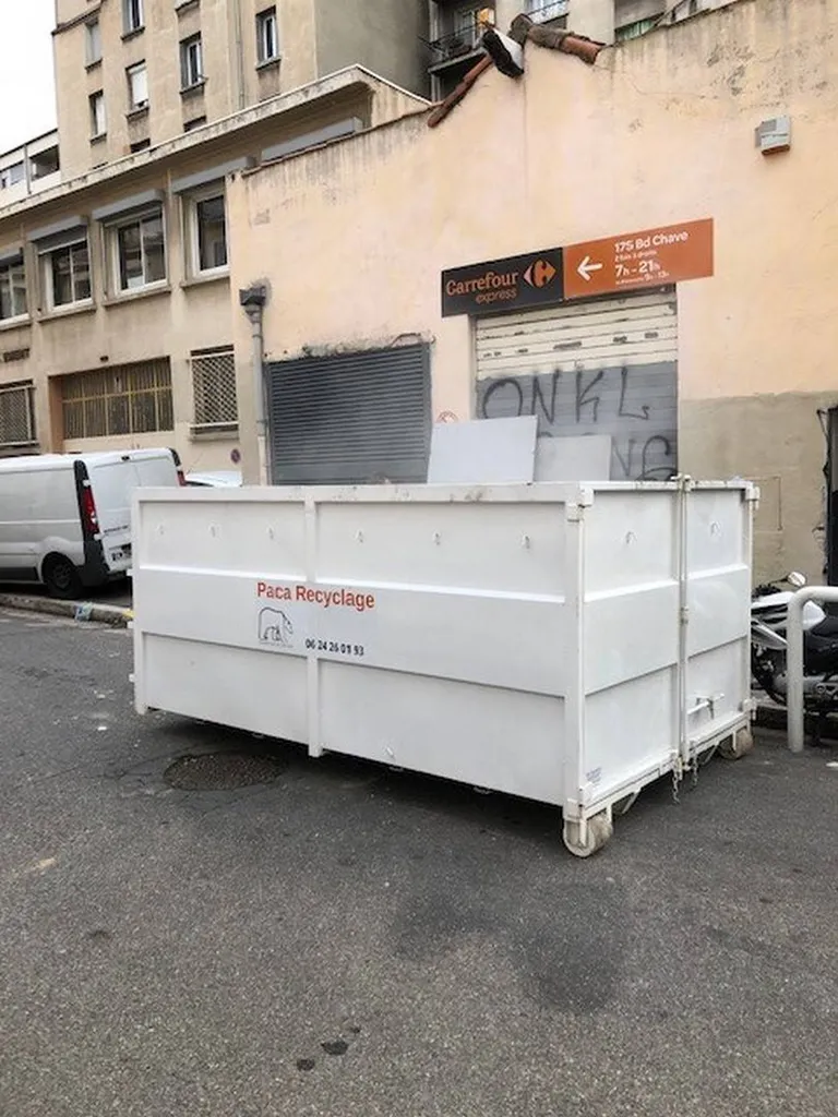 Location de benne à la semaine Paca Recyclage
