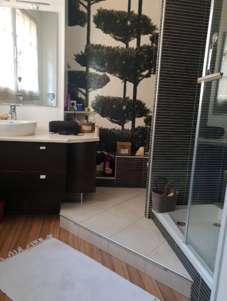 Salle d'eau tout confort 