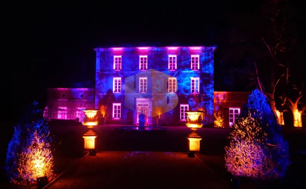 mise en lumière pour soirée évènementielle au Château de la Garde au Puy Sainte Réparade