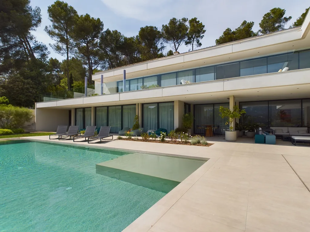  villa neuve avec piscine à Saint-Rémy-de-Provence