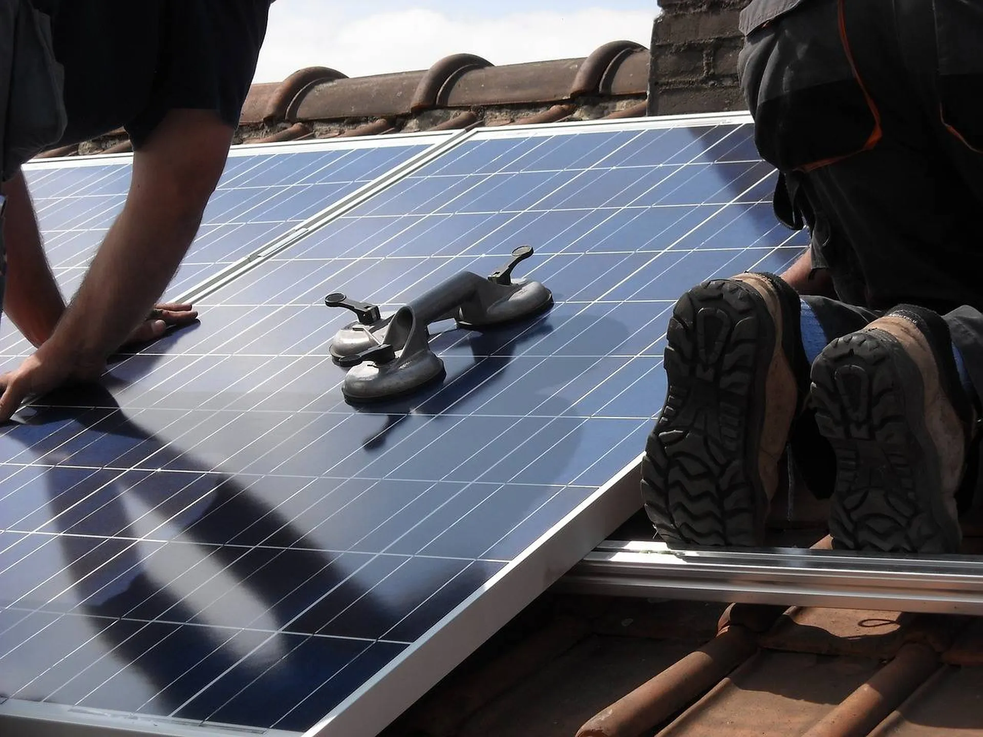 Pose de panneaux solaires