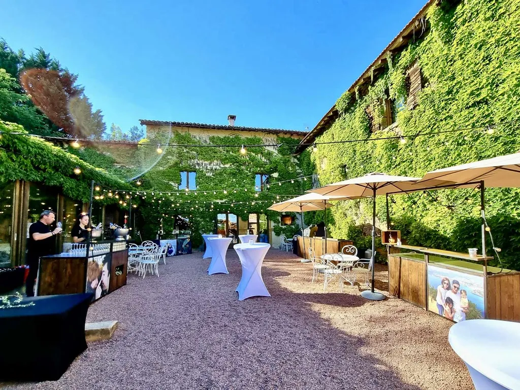 Traiteur original pour un brunch de mariage convivial à Villefranche-sur-Saône et dans le Beaujolais, brunch champêtre avec produits du terroir