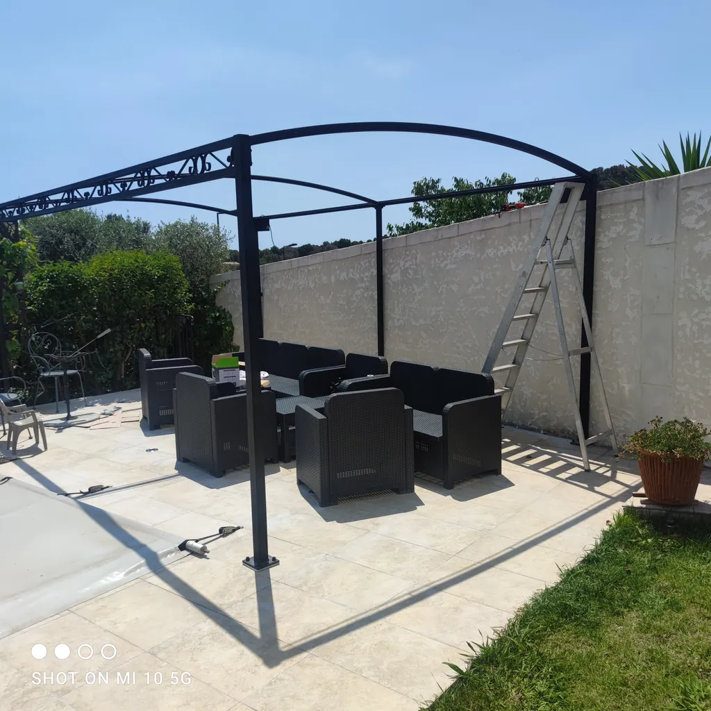 ACHETER PERLOGA SUR MESURE MARTIGUES CARRY SAUSSET FERRONNERIE 