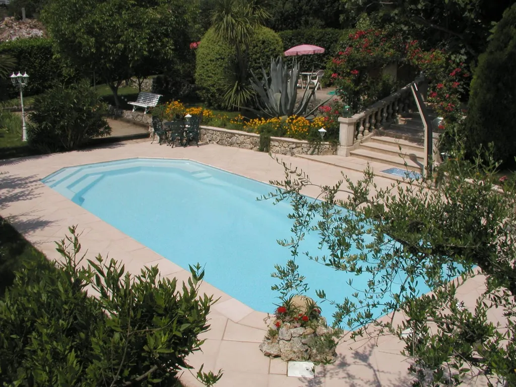 Piscine coque polyester ONYX 9,5 m