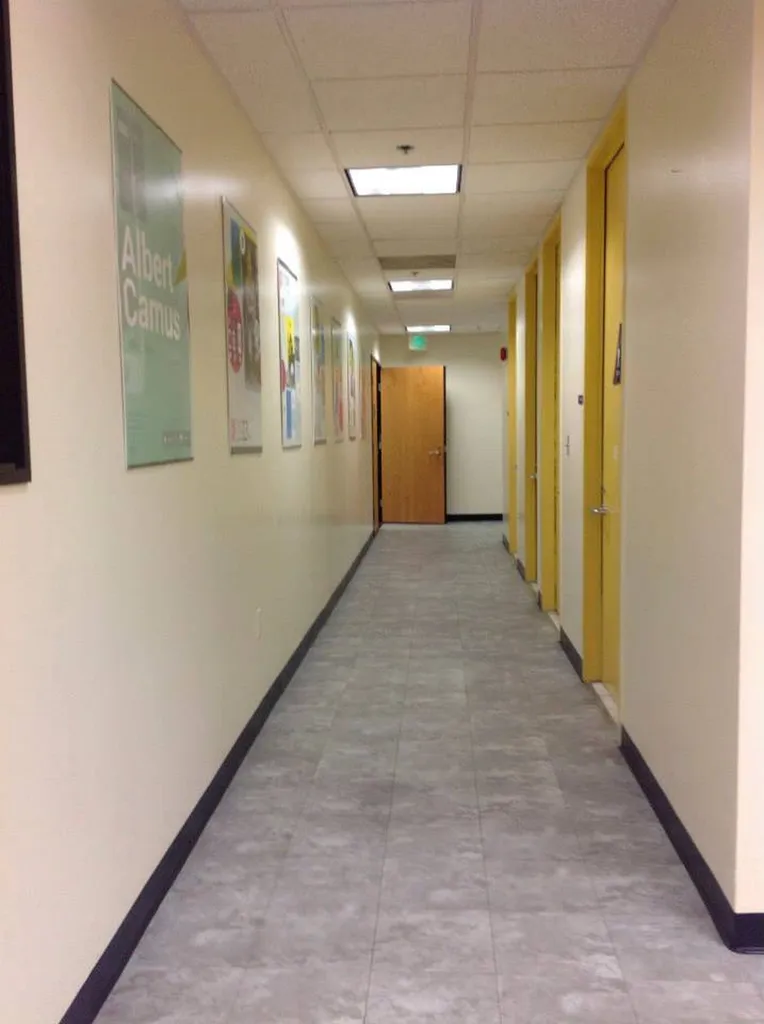 Réagencement et décoration intérieure de L’ALLIANCE FRANÇAISE  à LOS ANGELES