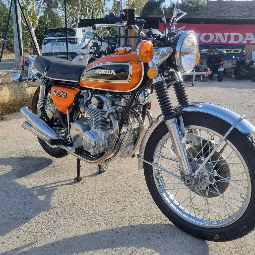 MOTO OCCASION VINTAGE FOUR HONDA