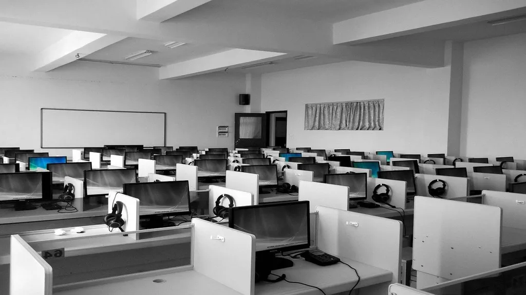 Centre d’appels externalisés pour prise de rendez-vous et vente de produit ou service IT à Sophia Antipolis