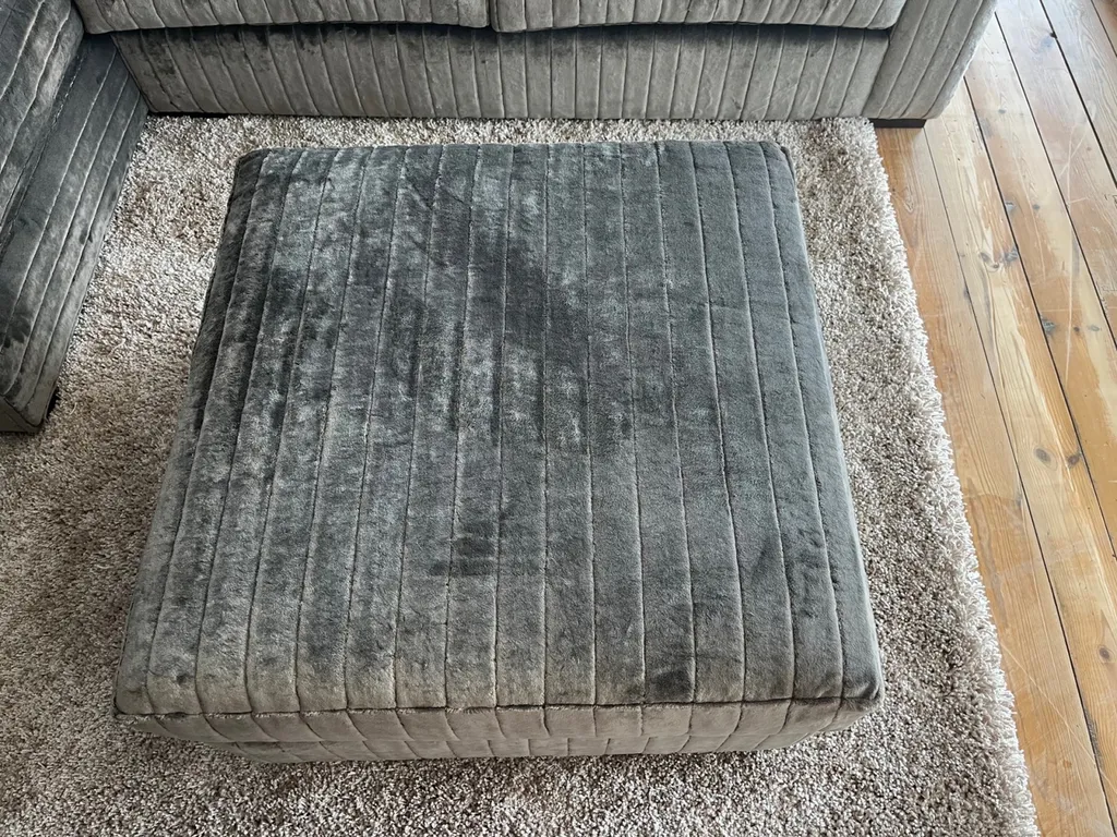 Canapé d’angle à Montluel dans l’Ain