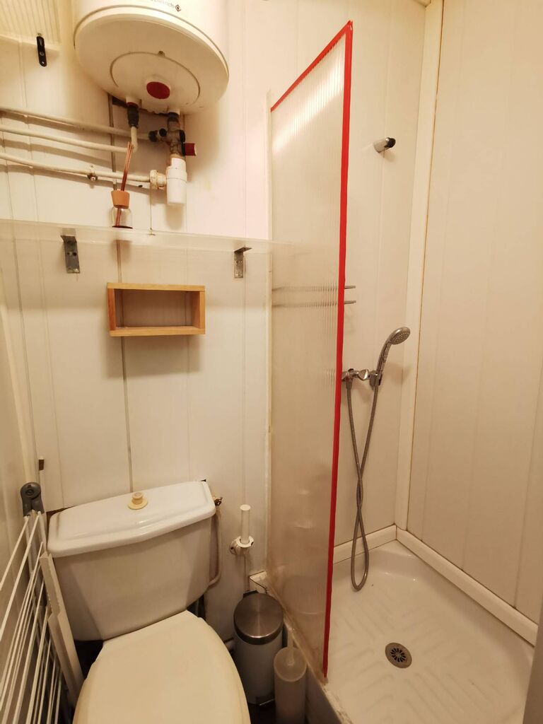 Vente studette Cassis en rez-de-chaussée dans une résidence sécurisée derrière le port