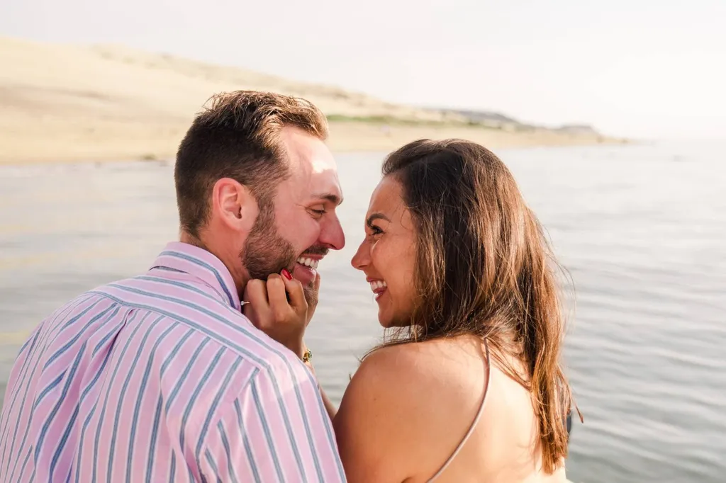 Carolina et Valentin : Une demande en mariage avec vue sur la Dune du Pyla, sur le Bassin d'Arcachon en Gironde - Les Mariages de Mademoiselle L - Julien Boyer