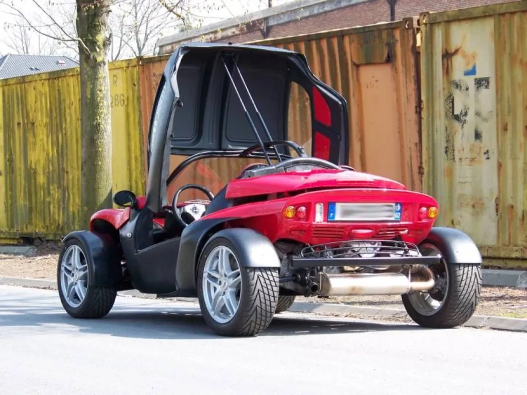 Secma sort son nouveau un toit rigide A venir voir au garage VSP LIGO pres de Toulon dans le Var 83