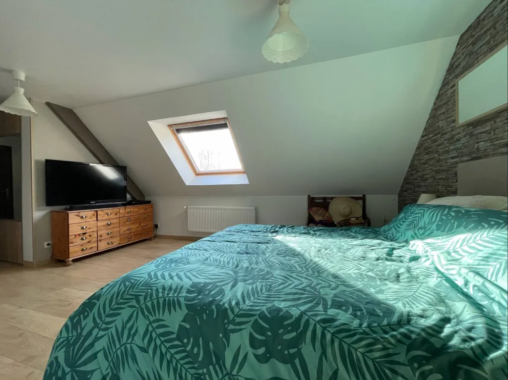 UN TERRAIN DE 3000 M²