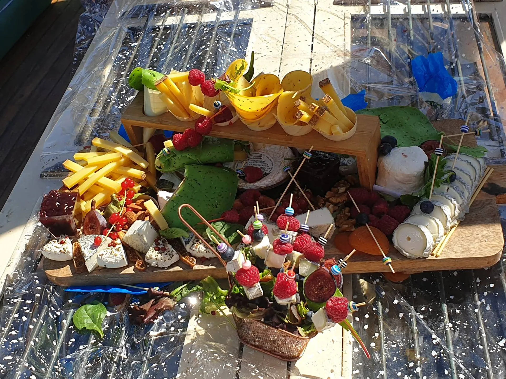 Dégustations à bord d'un bateau pour séminaire d'entreprise 