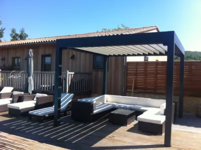 Pergola ou véranda, PERGOLA RIVIERA vous conseille sur votre installation à Mandelieu