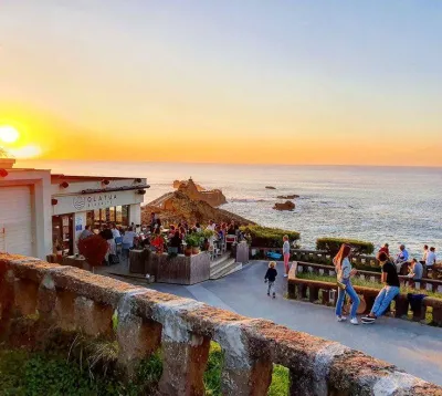 Organisation de mariage original à Biarritz avec une agence dans un lieu de réception chic et champêtre