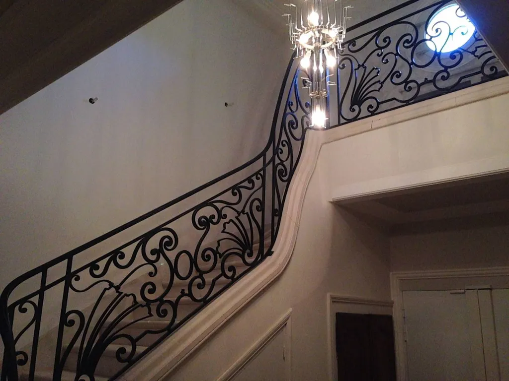 Escalier en pierre de Bourgogne