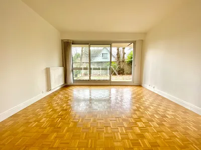 Appartement 3 pièces en rez de jardin à Chatou