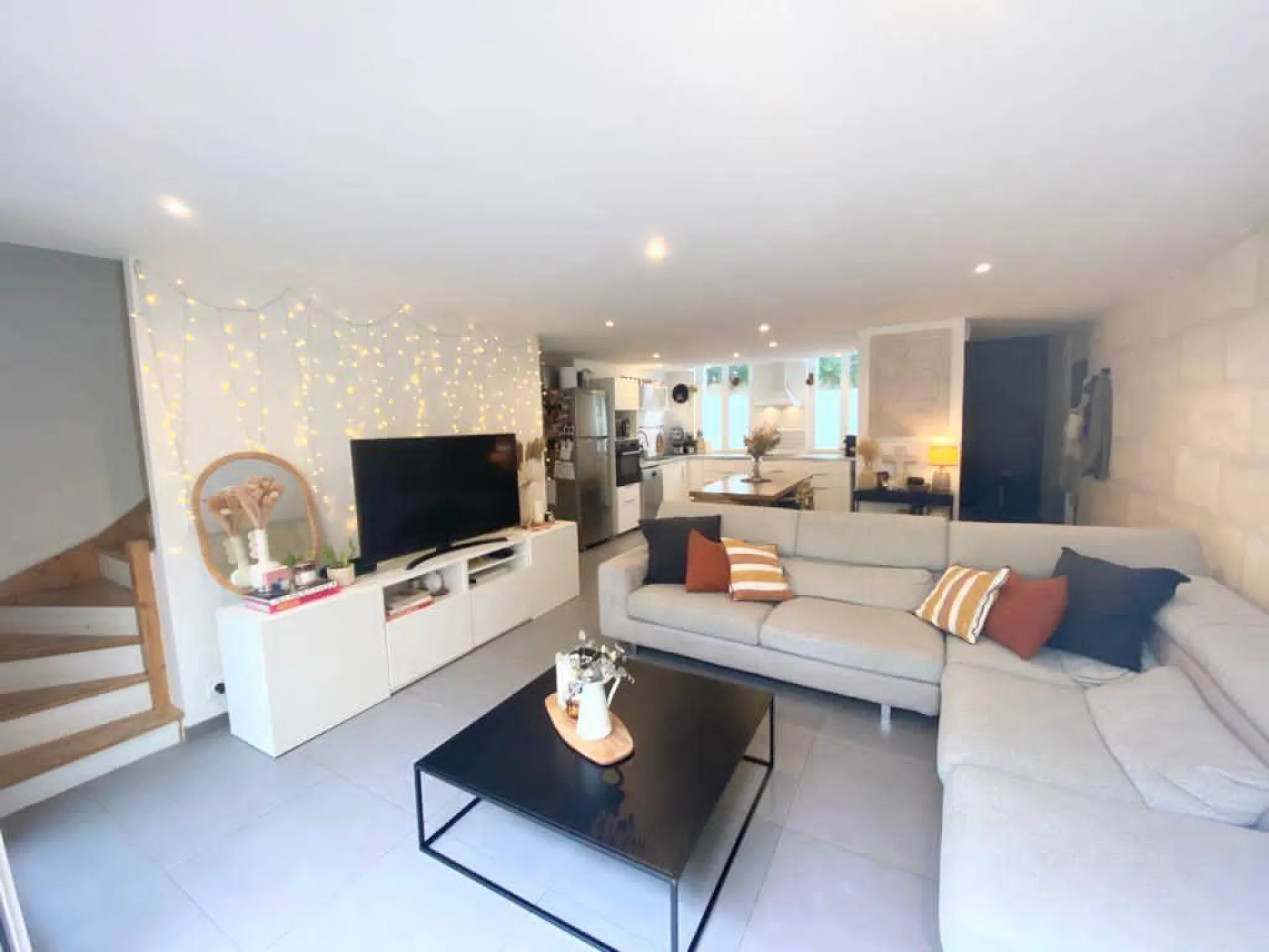 A vendre échoppe avec salon lumineux à Bordeaux St Seurin