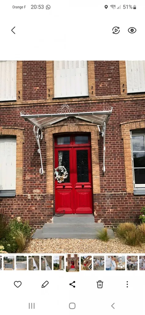 peinture blanche sur marquise avec une laque satinée de chez SIGMA