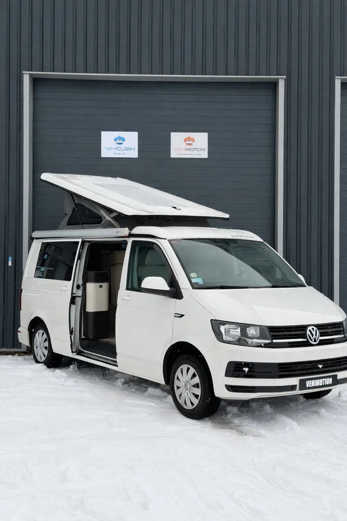 Volkswagen Westfalia DSG7 150ch/ 2 EME MAINS / WEBASTO / PANNEAU SOLAIRE / DOUCHE / CHAUFFE EAU