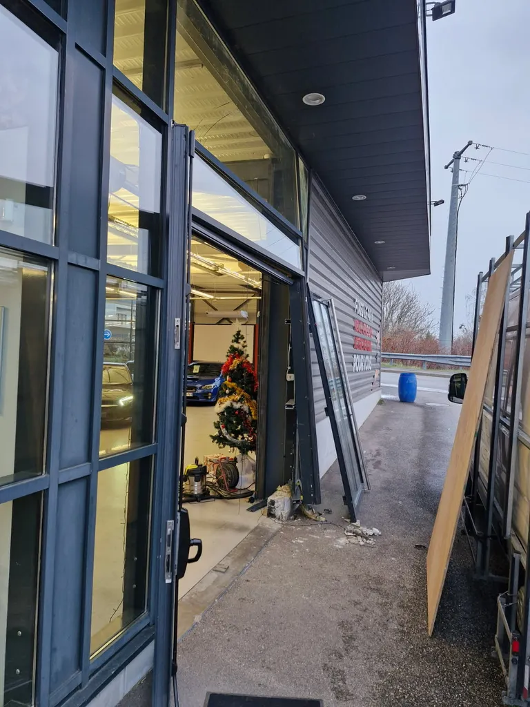 réparation vitrines suite à cambriolage 