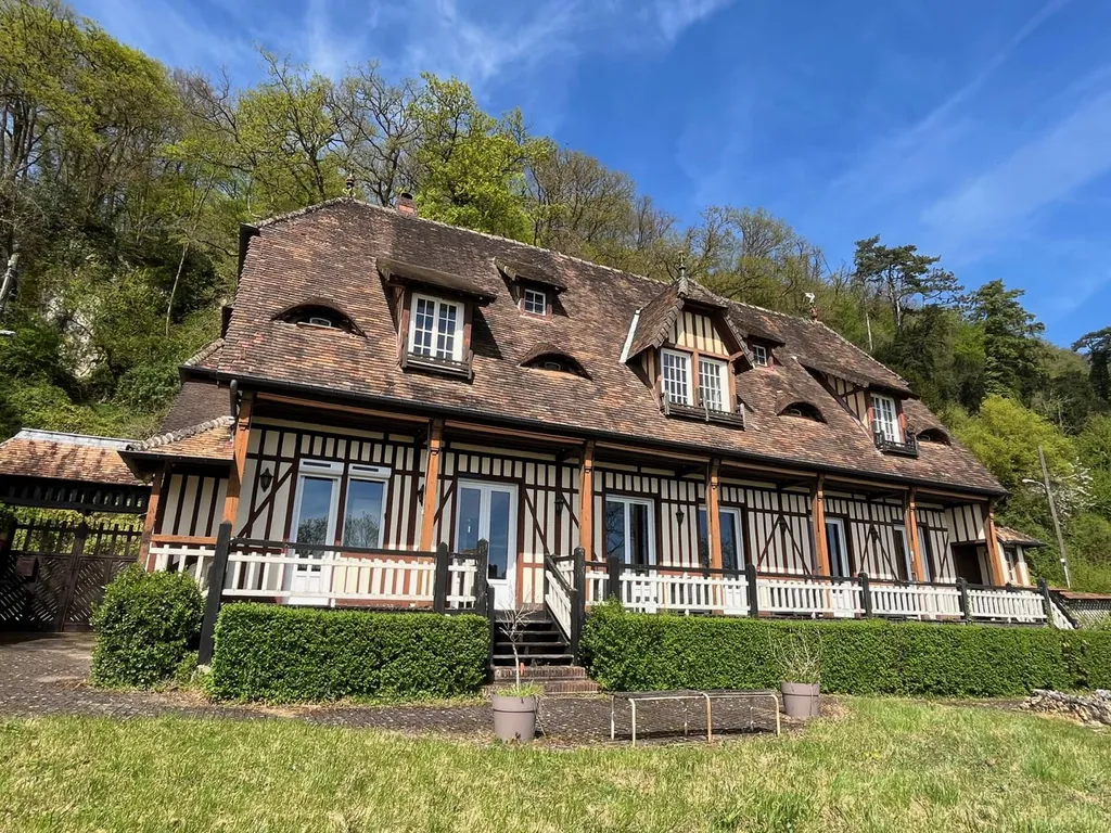 Maison de caractère, à vendre, située à Caudebec en Caux - Pleine VUE SEINE
