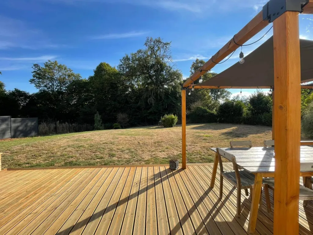 EXCLUSIVITÉ magnifique maison de 162 m² habitable édifiée sur un terrain de 1100 m² sur la commune de LA SAUSSAYE 27370