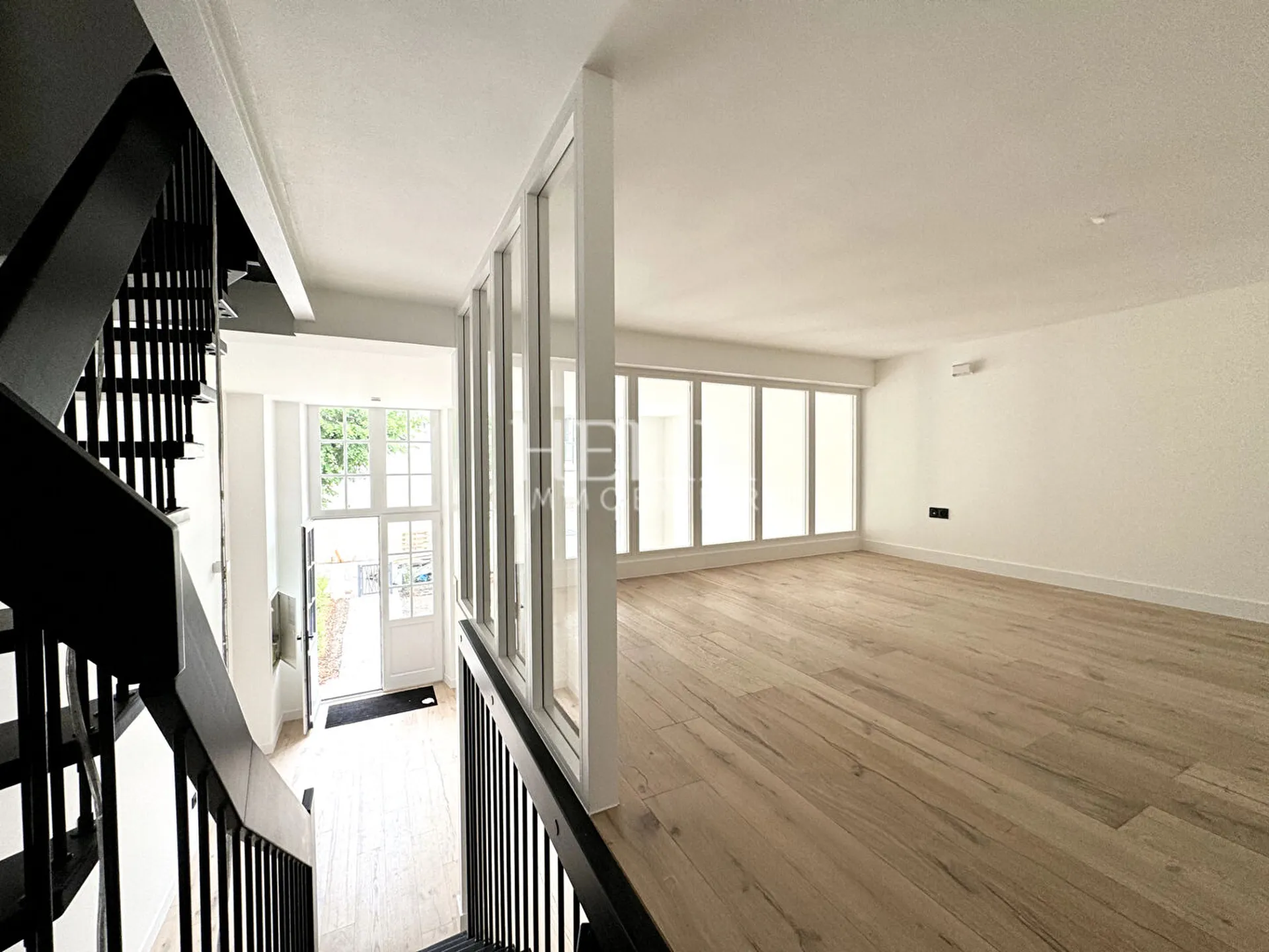 Programme neuf maison de ville 111,20 M2 balcon et terrasse à Saint-Germain-en-Laye , RER A 10 mn, livraison été 2024.