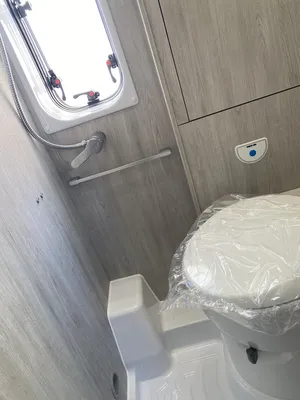 TOILETTE ET DOUCHE