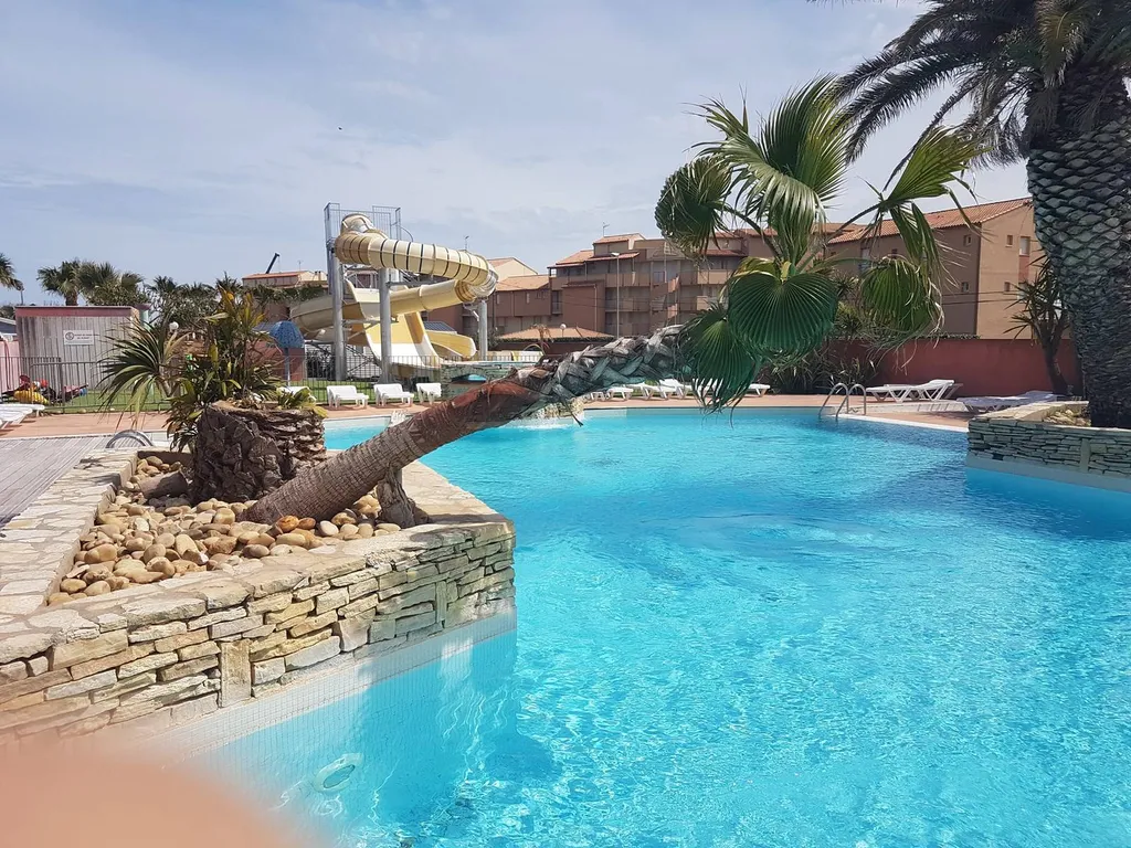 Location de chalet 5 couchages en camping proche de la mer