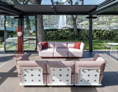  La Galerie du Bureau conçoit et vend du mobilier de bureau haut de gamme autour de Bordeaux