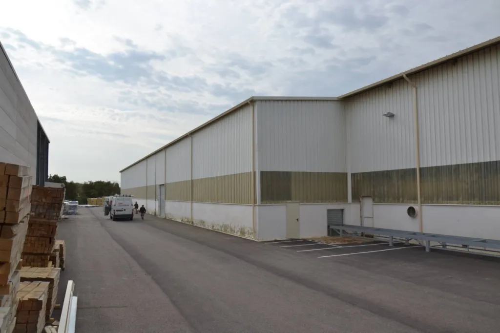 Fabrication et installation de gouttières aluminium G380 couleur à sorgues (vaucluse)