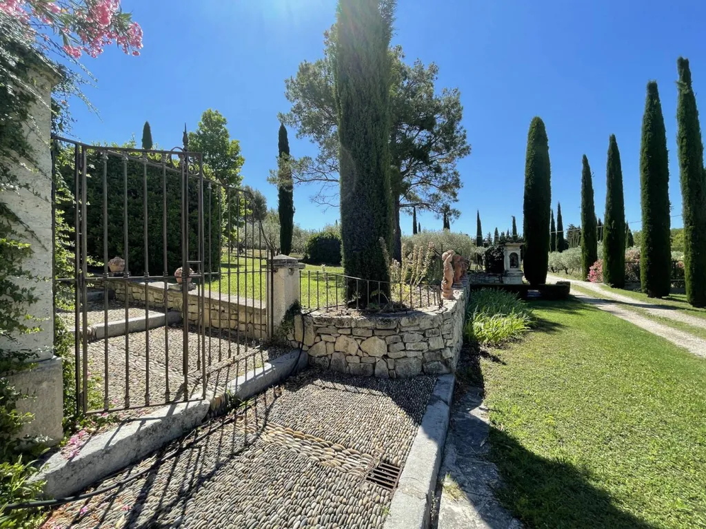 maison avec vue panoramique sur les hauteurs de Pernes-Les-Fontaines   