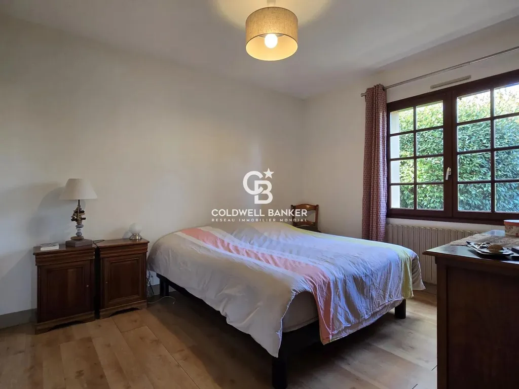 grande maison indépendante à vendre au mans avec plus de 5 chambres