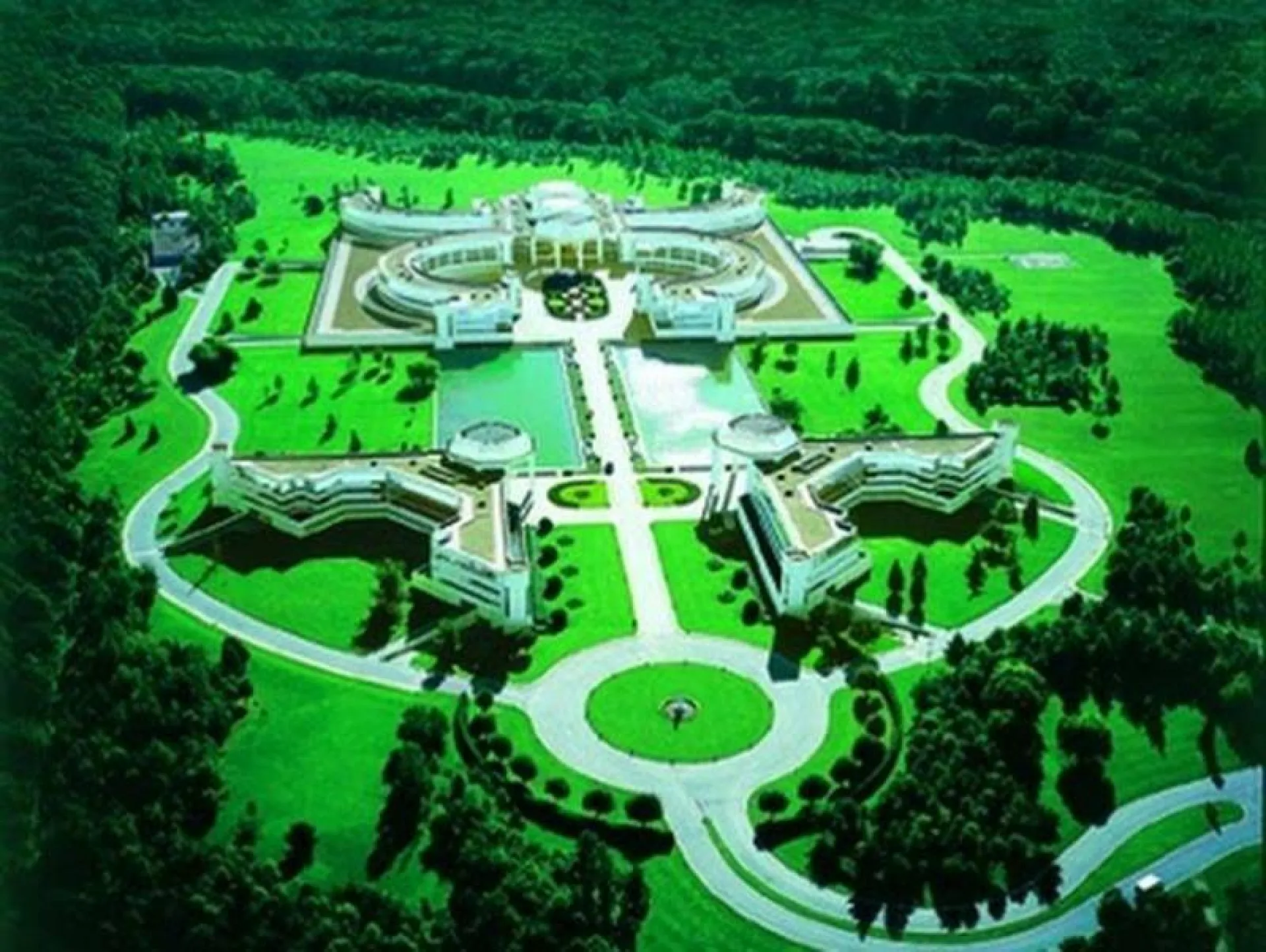 Traitement et réduction des dechets alimentaire organique à Bouygues Challenger