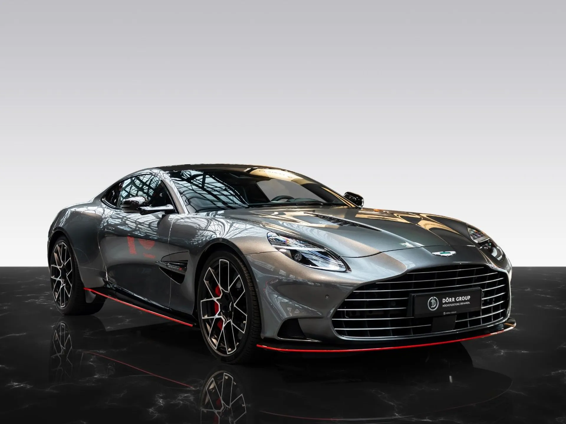 Import Aston Martin à Bordeaux en Gironde avec Asphalte Diffusion, courtier automobile spécialisé prestige