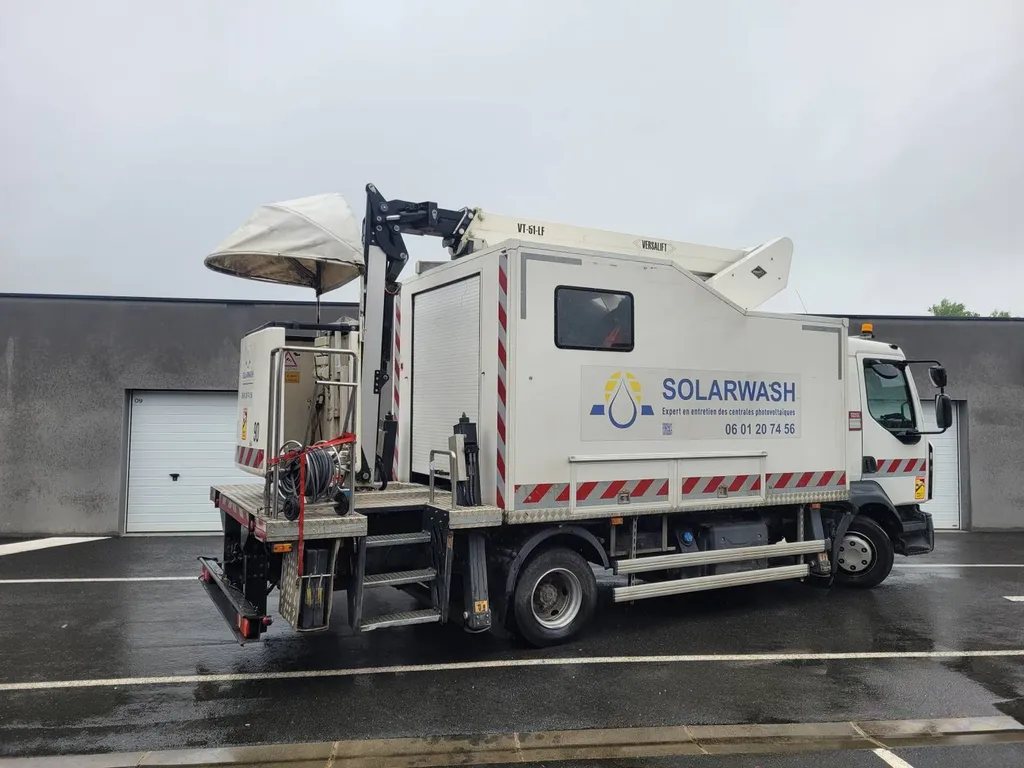 Réparatiin d'un élément de nacelle à Saulaunes dans le médoc