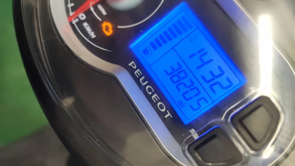 PEUGEOT TWEET 125 DU 11/2019 AVEC 38200KM.