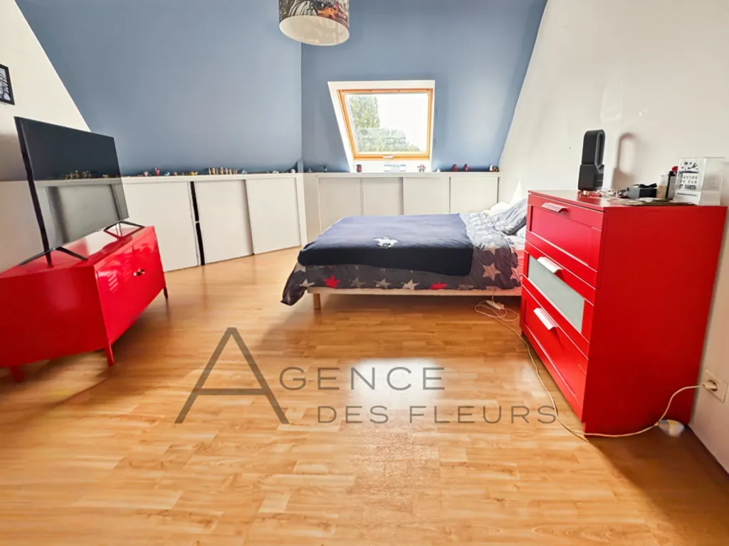 A vendre, maison d'architecte d'exception de 235 m² sur un terrain de 1300 m² située à La Londe