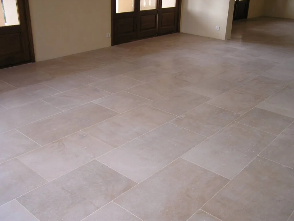 Véritable pierre de Dordogne en dallage, tomette, pavé, margelle de bassin, pierre naturelle beige, grise, ocre, grège