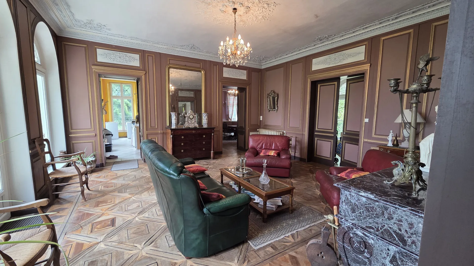 Château de caractère du XVIII siècle en Normandie
