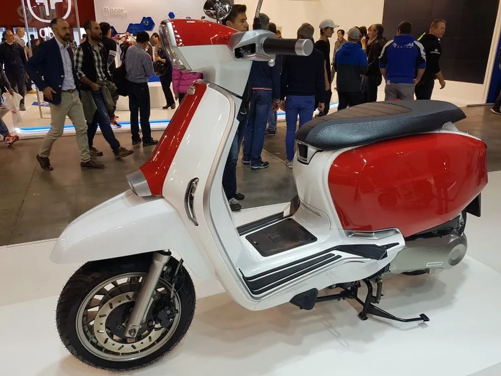 LAMBRETTA V SPECIAL