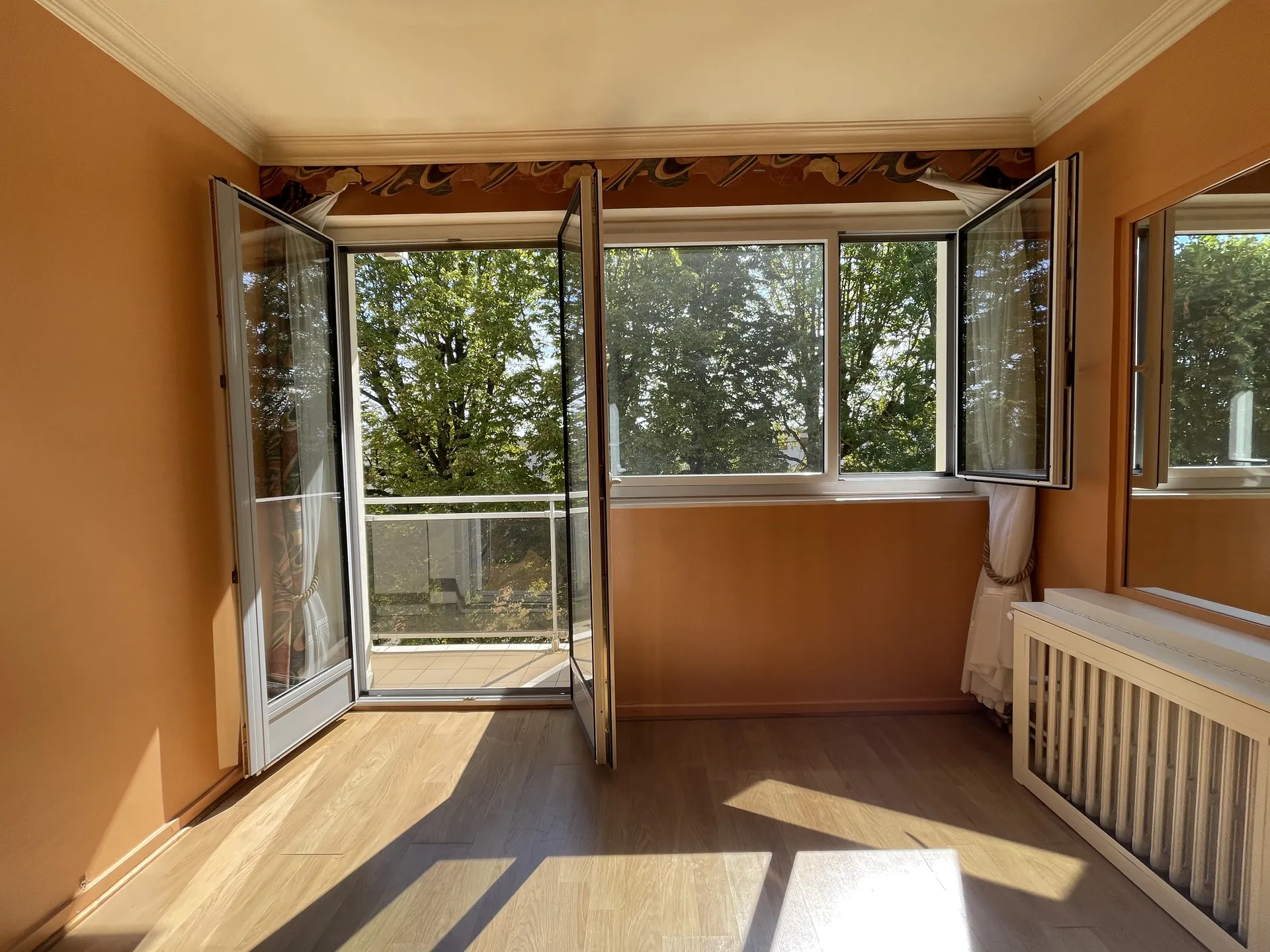 Appartement 3 pièces 105 m² · à Saint-Germain-en-Laye · 105 m² · 199 000 €