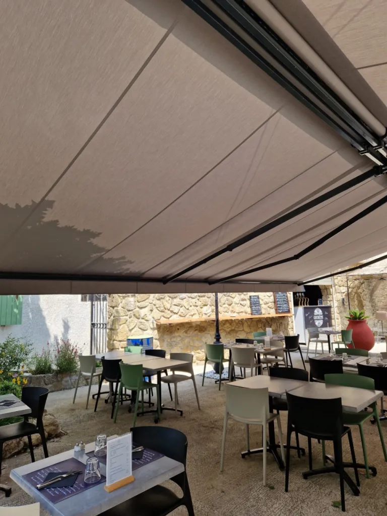 vente de store pour grande terrasse à coté de pélissanne