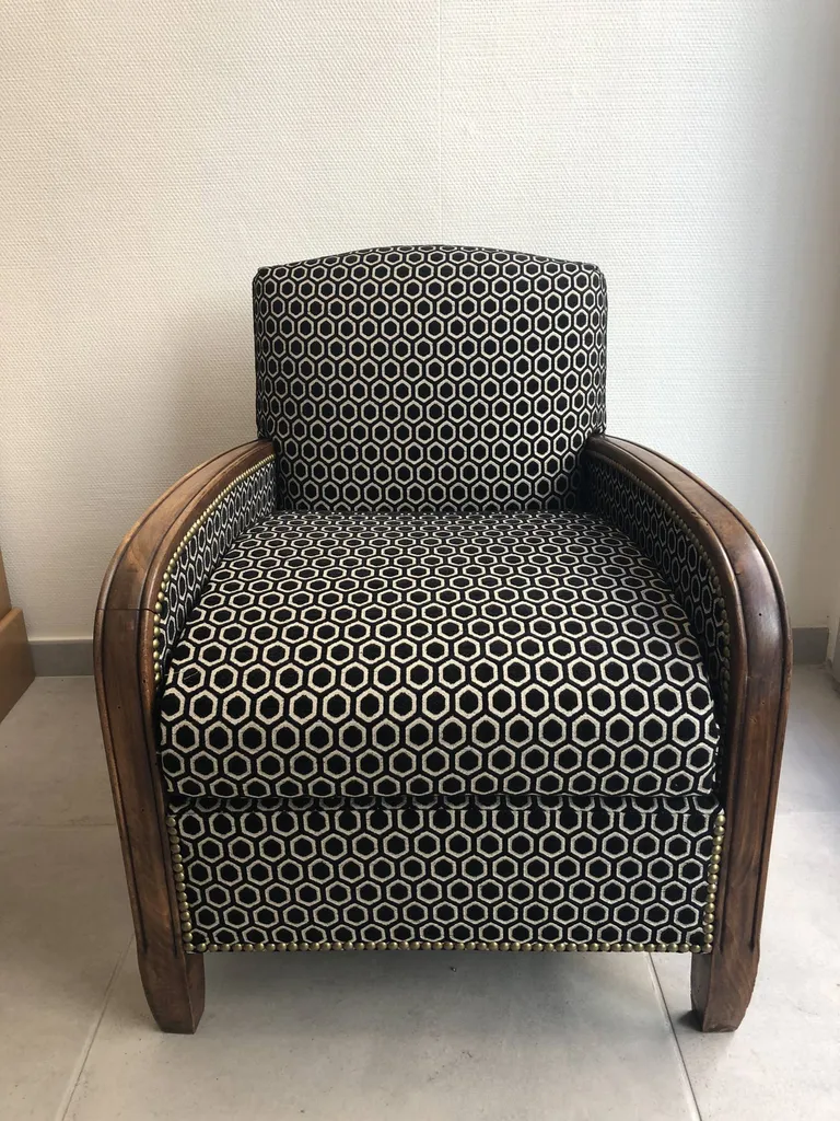 Réfection complète d'un fauteuil art Déco pour un hôtel à Megève