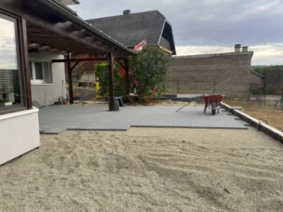 Création d’une terrasse en dalles pour une maison 