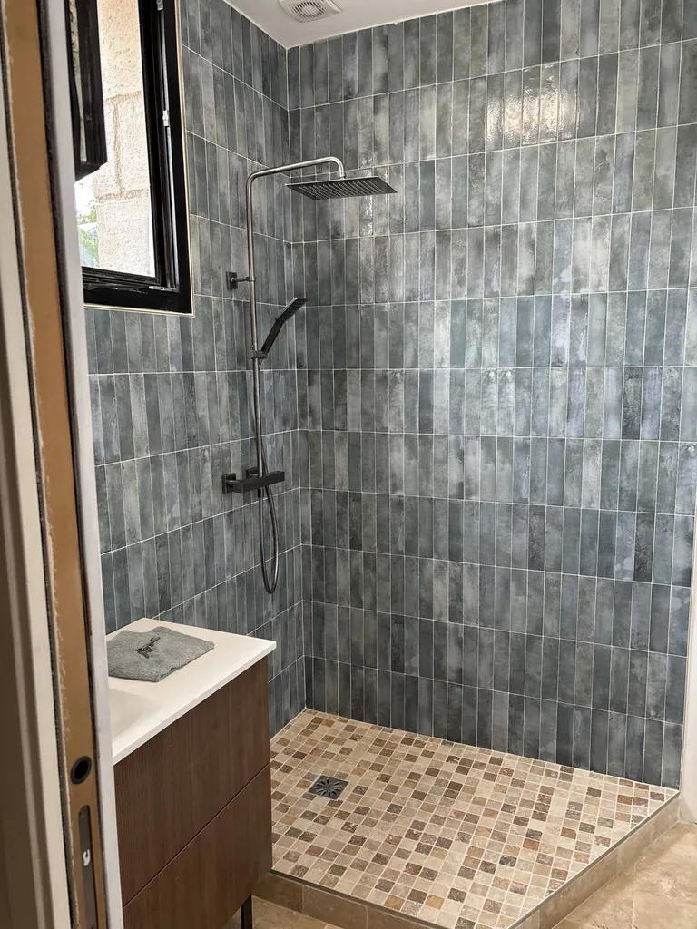 Où trouver du travertin 1er choix et de la mosaique en pierre naturelle ?