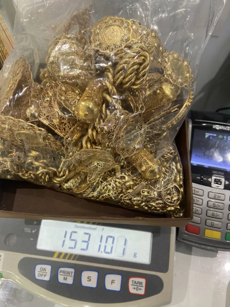 Rachat de bijoux or 13008 Marseille