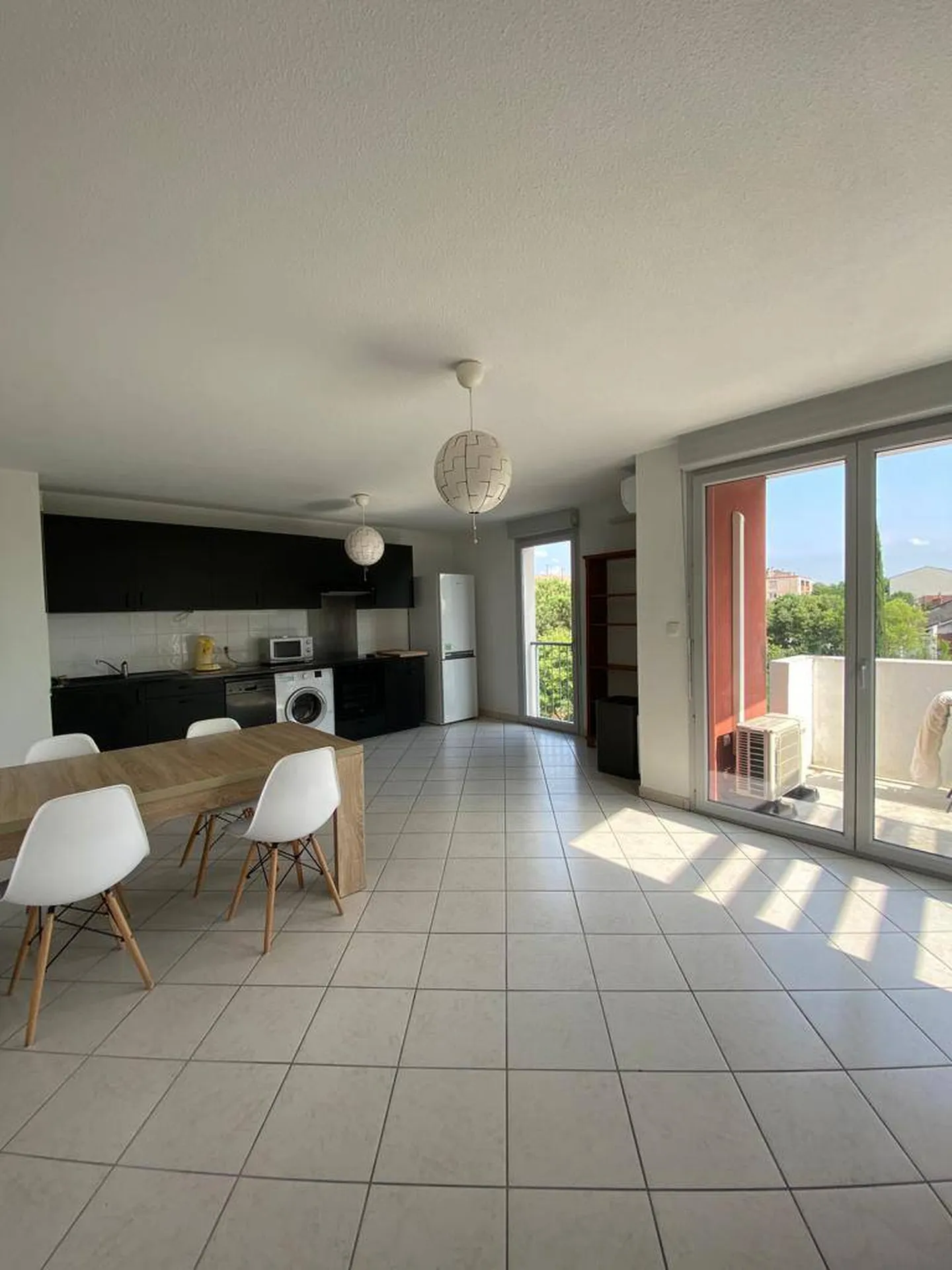 Lumineux T3 avec balcon et parking La Vache/Barrière de Paris TOUOUSE 