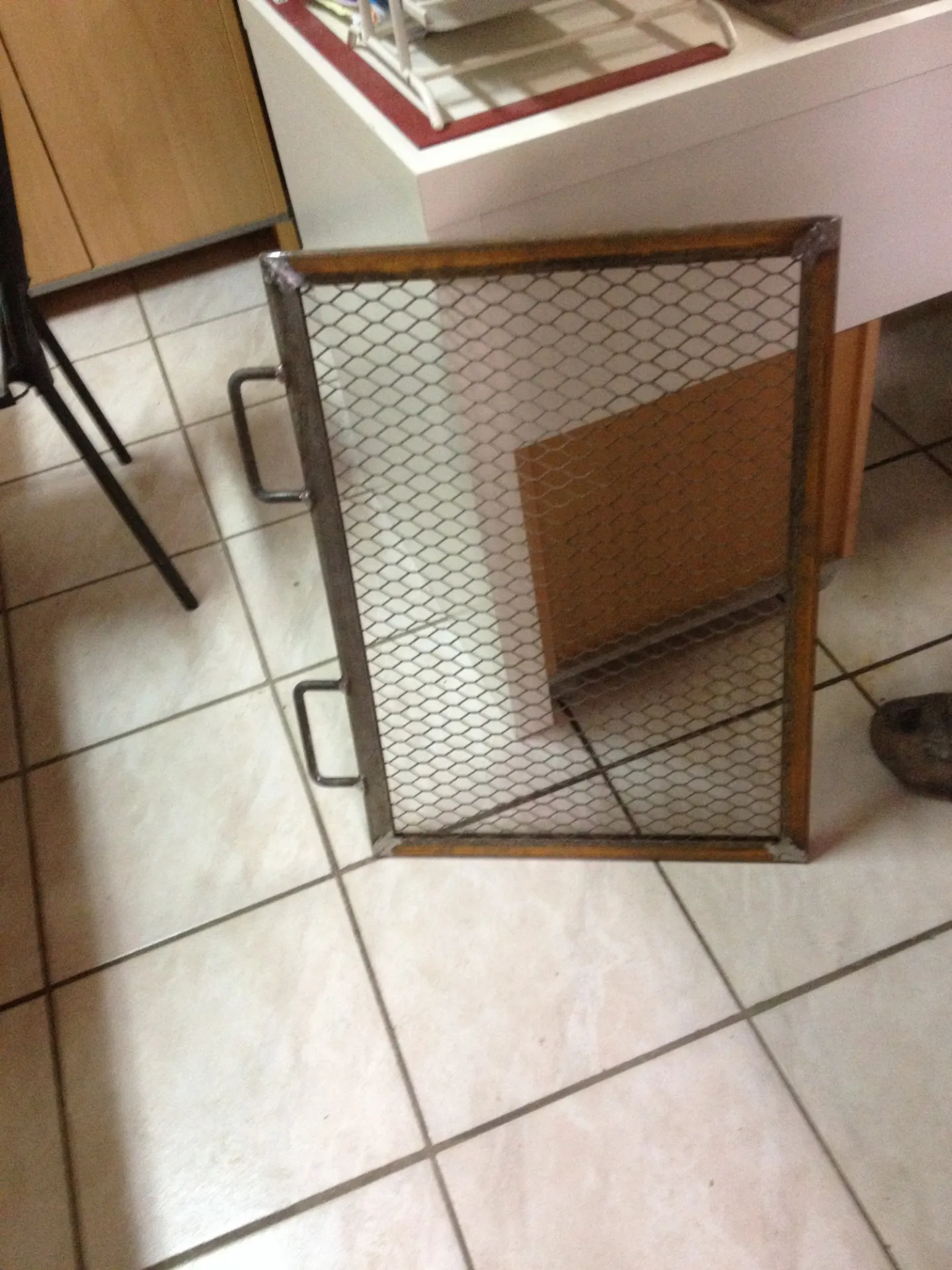 GRILLE EN FER POUR BARBECUE A FOS SUR MER 13 REALISEE SUR MESURE